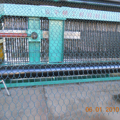চীন Automatic Gabion Making Machine with 3.2mm Wire Diameter and PLC Stop Control সরবরাহকারী